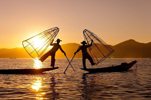 Inle Lake is the attraction for tranquility in Myanmar, famous for its floating villages, gardens, and the local people’s unique way of life.